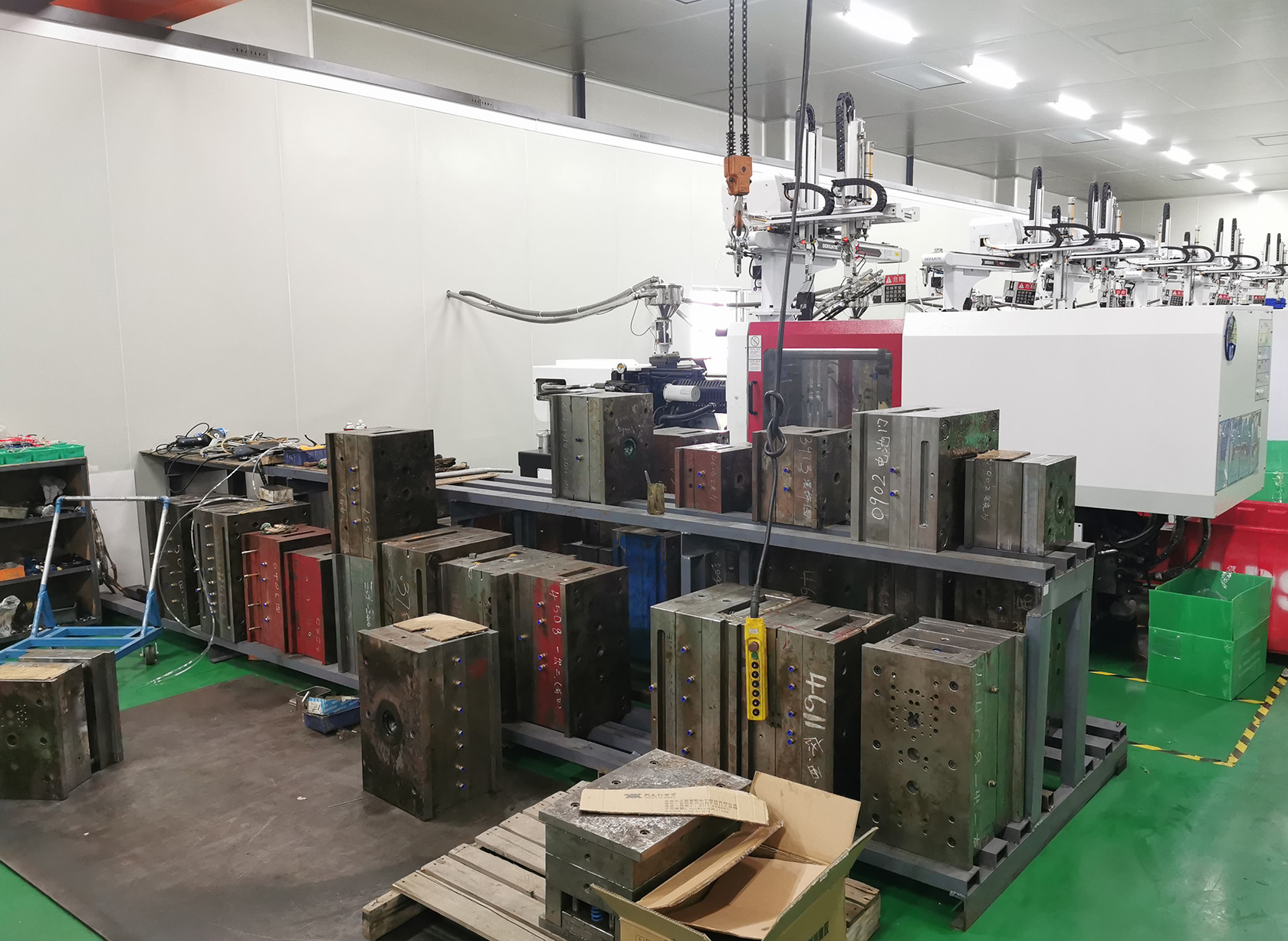 Molding injection(图1)