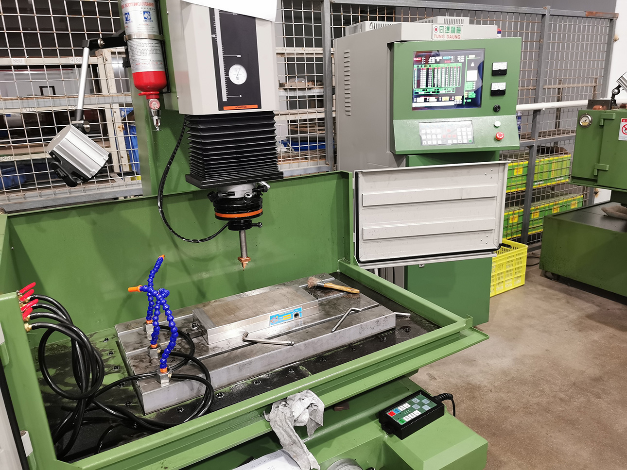 Molding injection(图1)